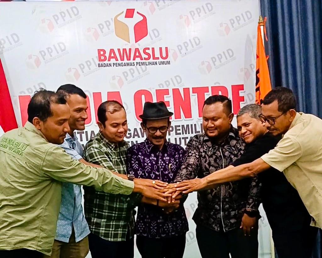 Bawaslu Aceh Utara Gelar Perpisahan Menjelang Purna Tugas Kepala Sekretariat