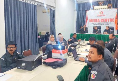 Anggota_Jajaran Sekretariat Bawaslu Aceh Utara