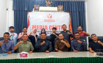Ketua, Anggota, Dn Jajaran KIP_Ketua, Anggota, Dn Jajaran Bawaslu Aceh Utara